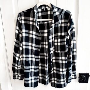 A&I Black and White Plaid Women's Button Down Shirt